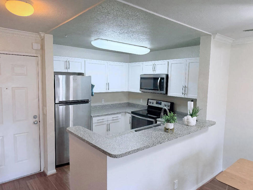 8889 Caminito Plaza Centro 7305 Property Photo 1