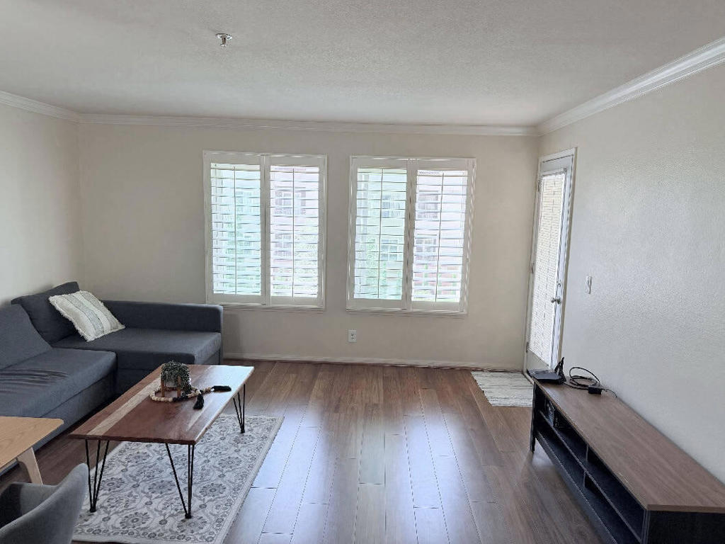 8889 Caminito Plaza Centro 7305 Property Photo 5
