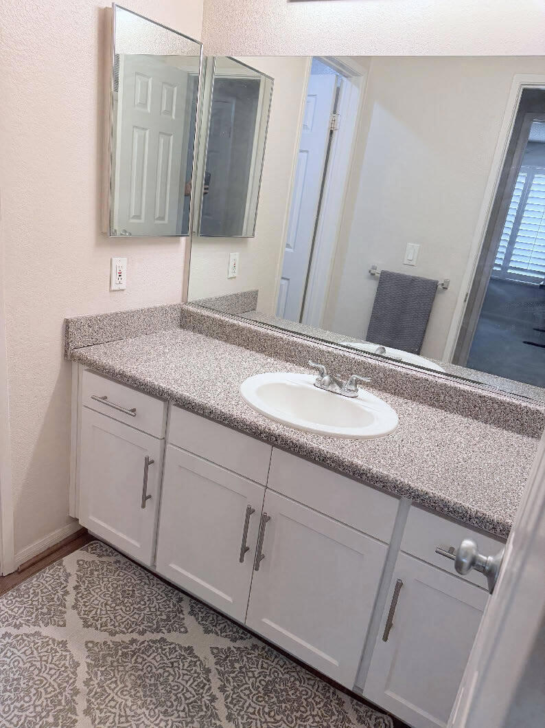 8889 Caminito Plaza Centro 7305 Property Photo 13