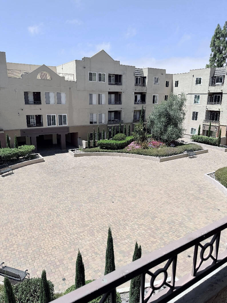 8889 Caminito Plaza Centro 7305 Property Photo 19
