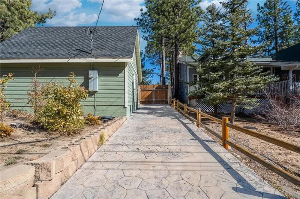 195 Knoll Road Property Photo 32