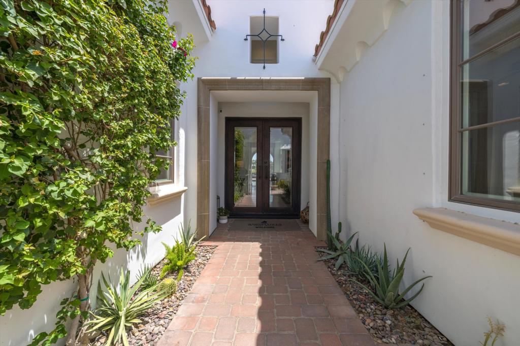 58242 Aracena Property Photo 5