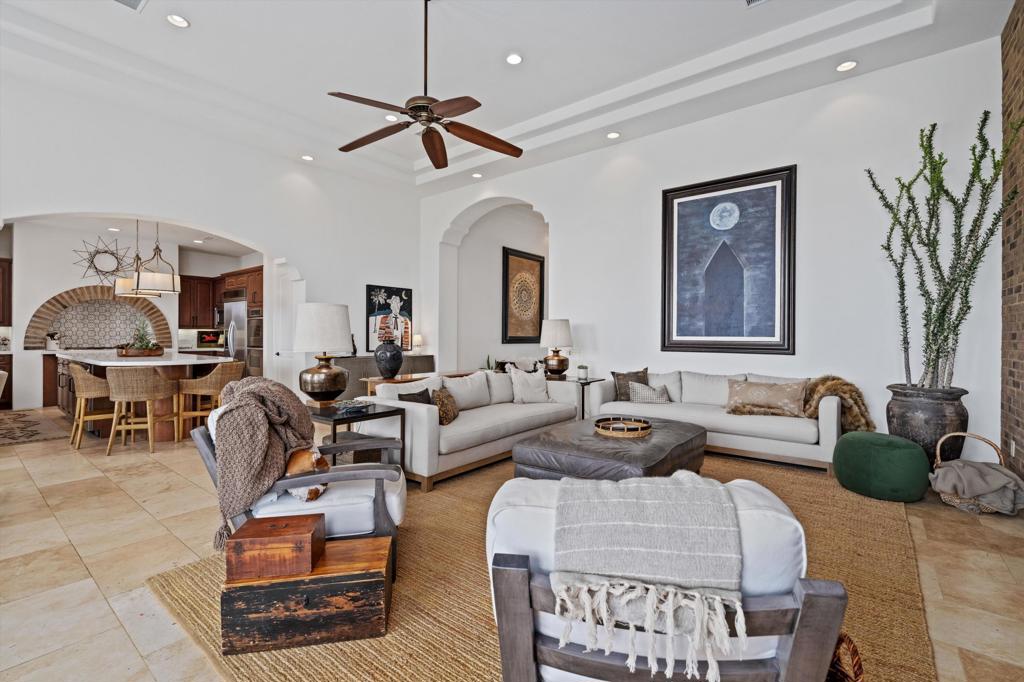 58242 Aracena Property Photo 10