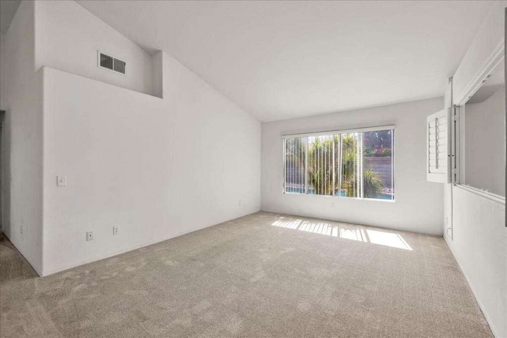 45215 Desert Air Street Property Photo 7
