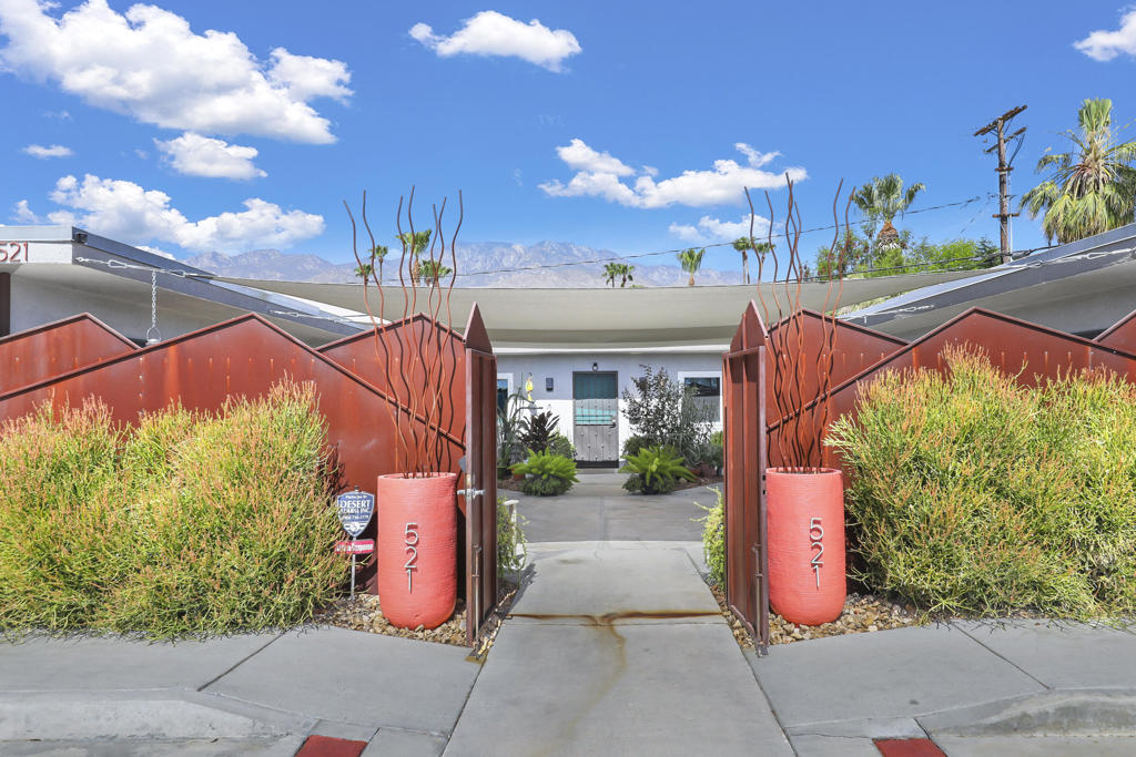 521 Desert Way Property Photo 1