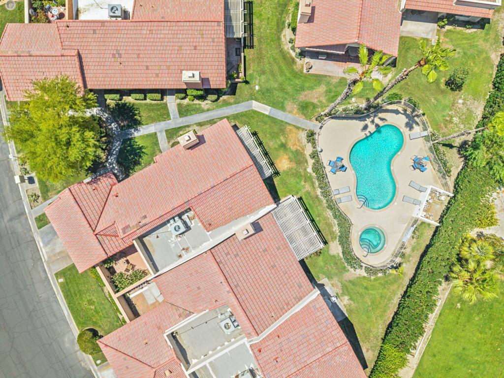 42885 Scirocco Road Property Photo 9