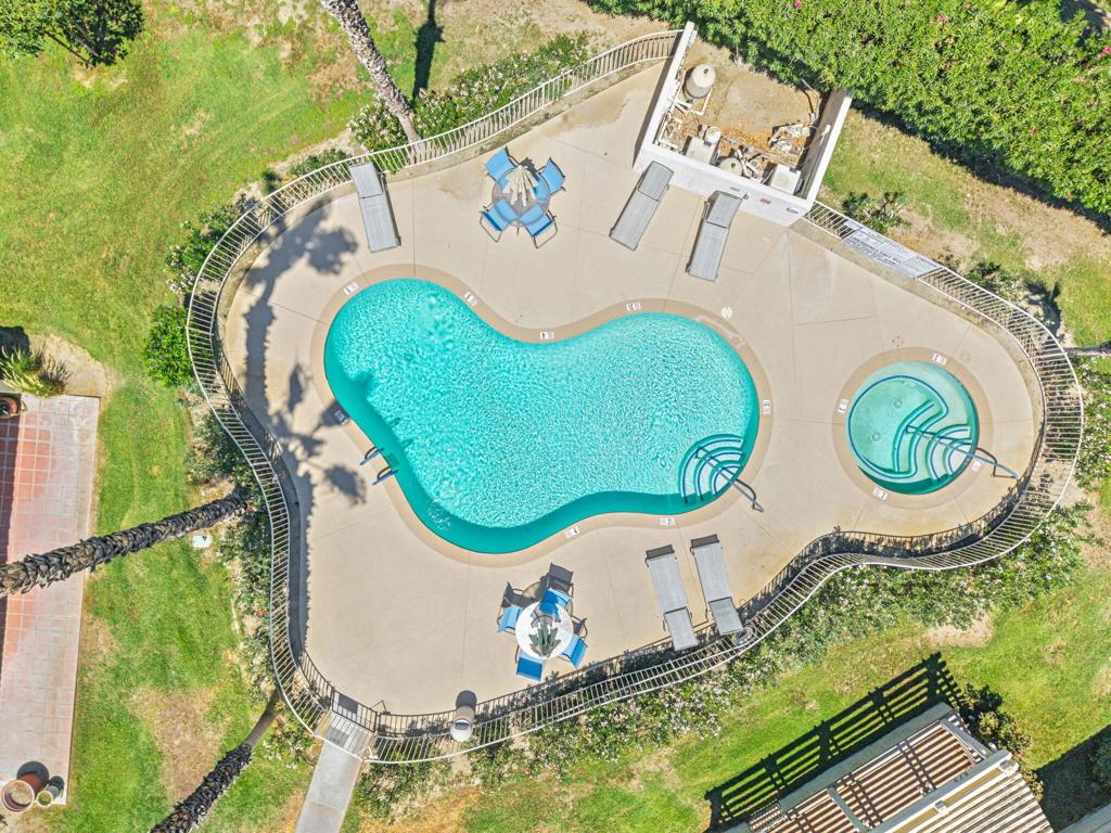 42885 Scirocco Road Property Photo 14