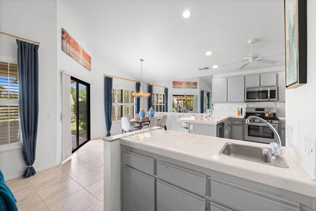 42885 Scirocco Road Property Photo 23