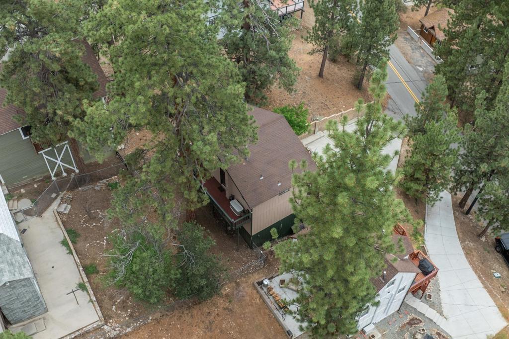 1087 Brookside Lane Property Photo 12