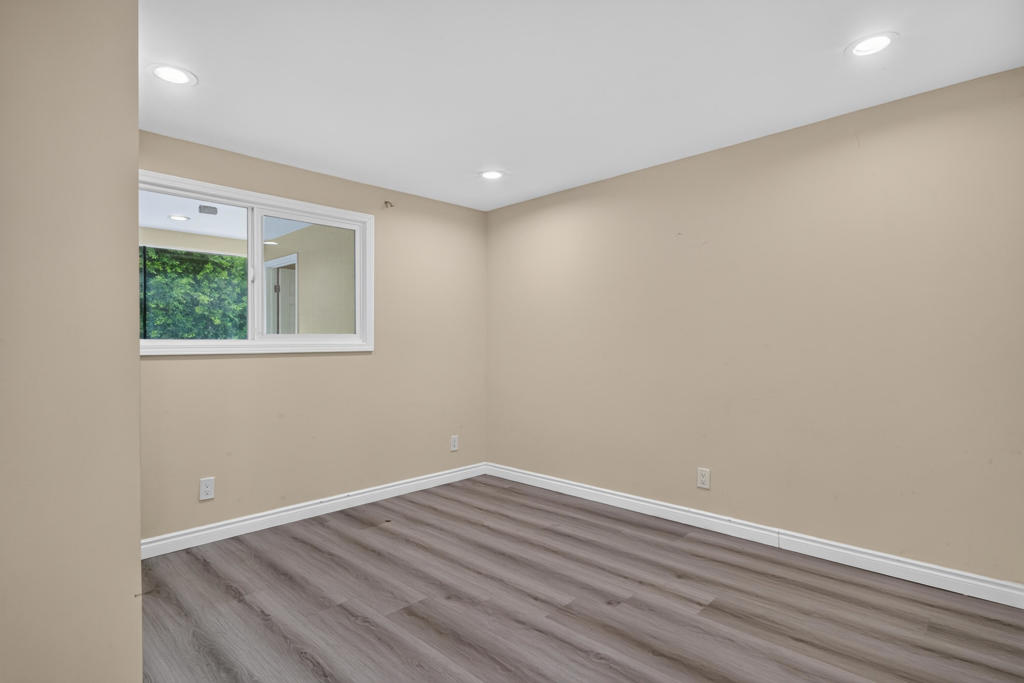715 N Sunrise Way Property Photo 14