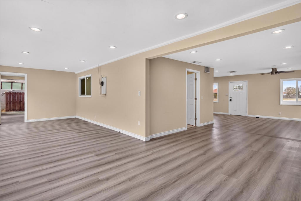 715 N Sunrise Way Property Photo 20