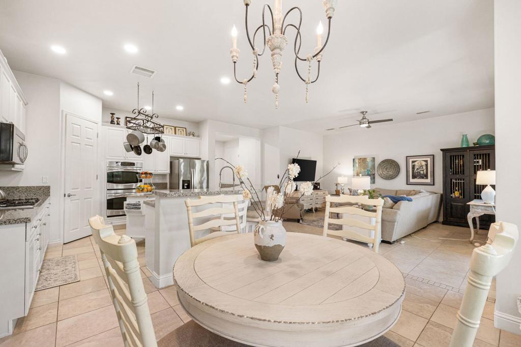 81760 Camino Fuerte Property Photo 9