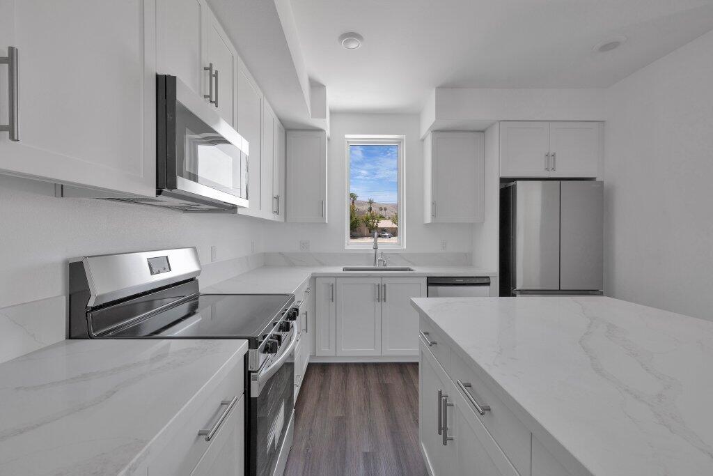 68550 Grove Street 200 Property Photo 16