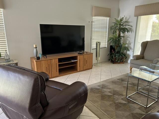 39830 Somerset Avenue Property Photo 2