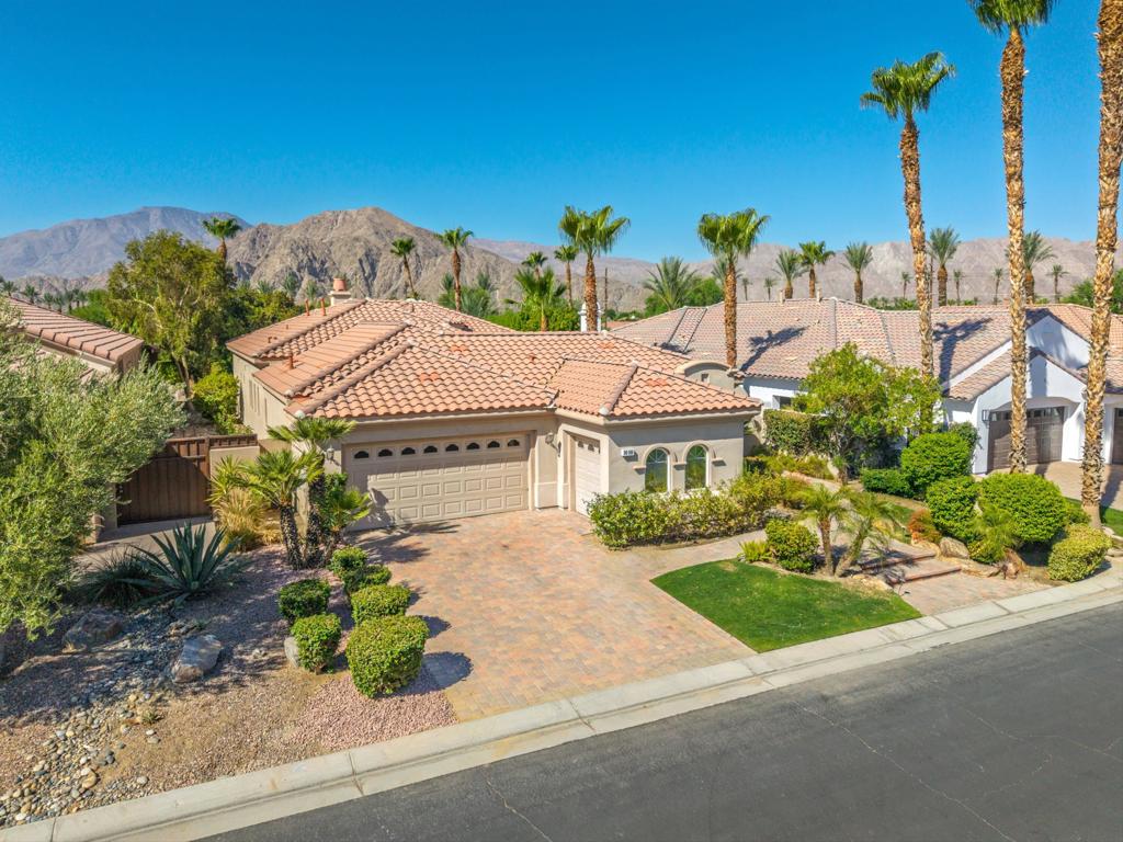 80099 Via Tesoro Property Photo 4