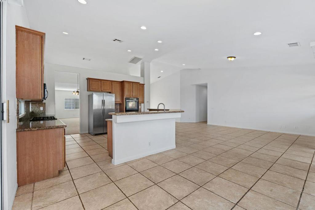 109 Clearwater Way Property Photo 14