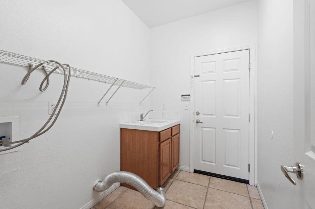 109 Clearwater Way Property Photo 30