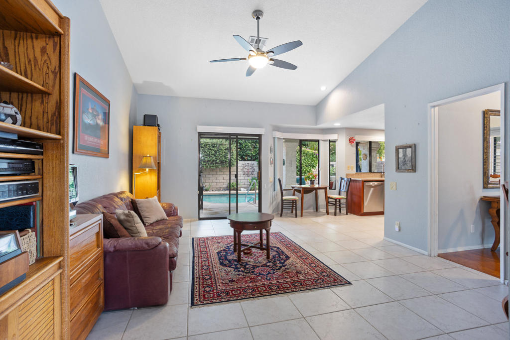 78715 Via Melodia Property Photo 13