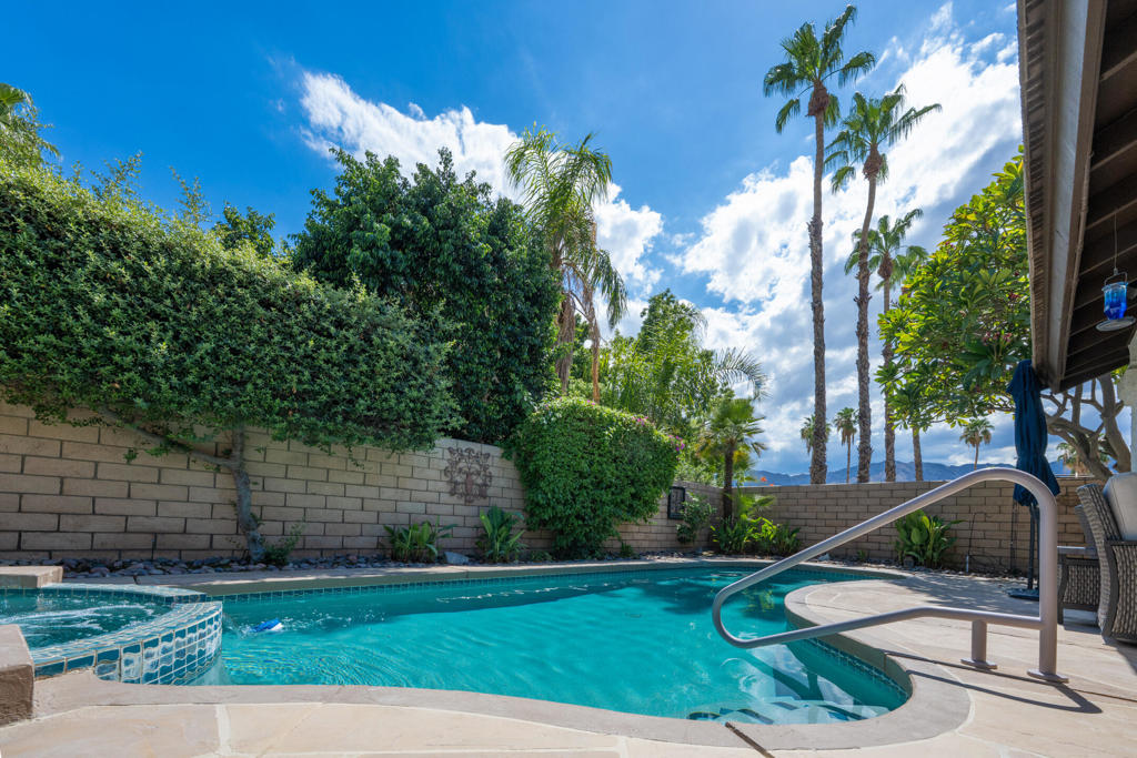 78715 Via Melodia Property Photo 33