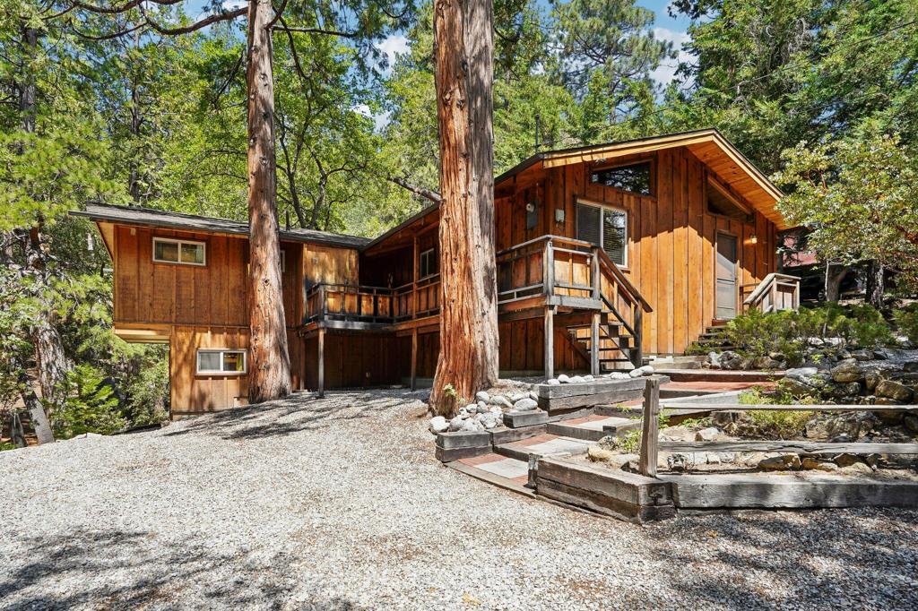 25425 Skyline Way Property Photo 1