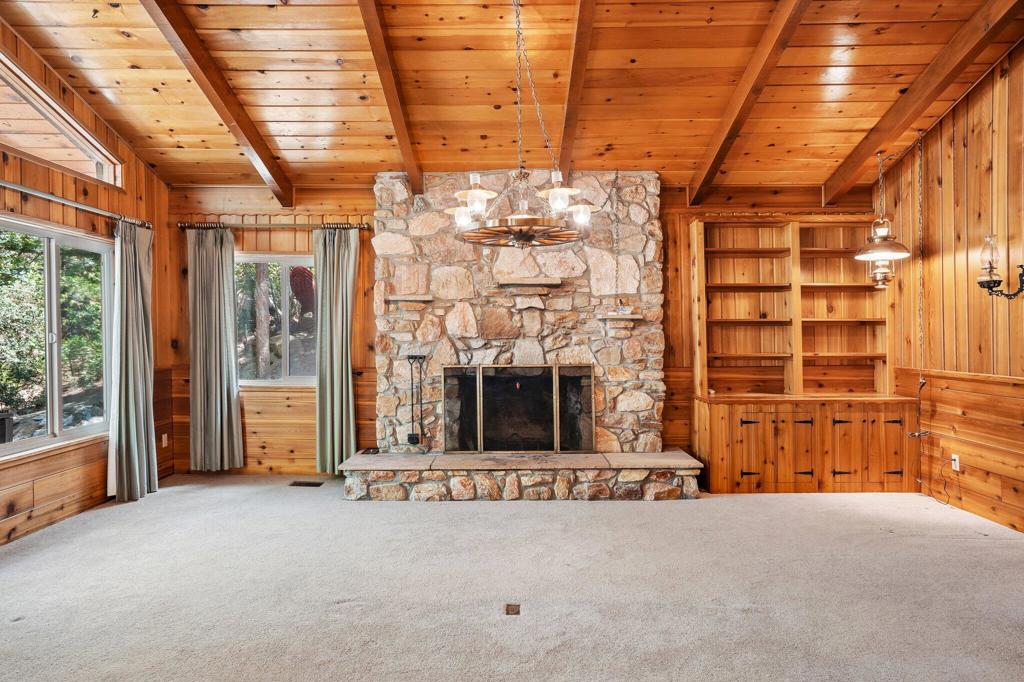 25425 Skyline Way Property Photo 6