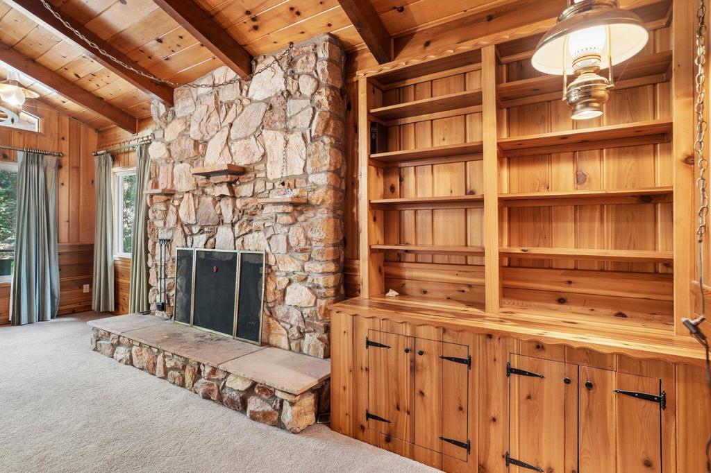 25425 Skyline Way Property Photo 7