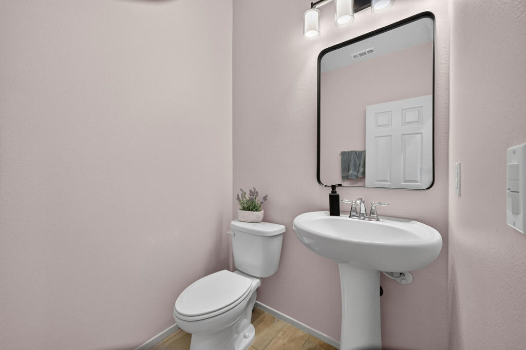 42820 Gazapo Court Property Photo 23
