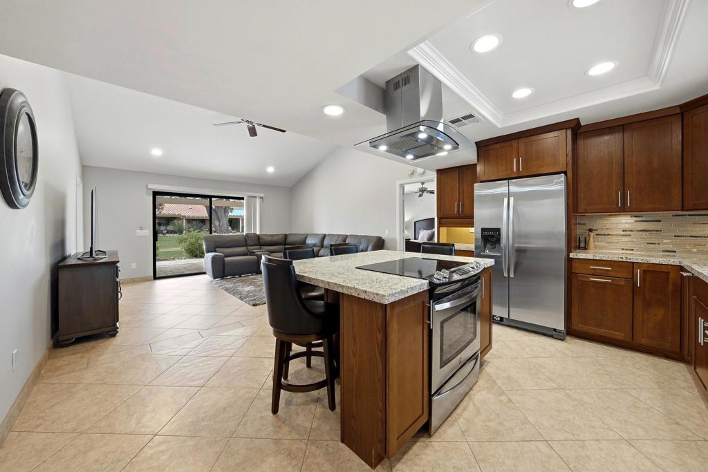 40271 Baltusrol Circle Property Photo 6