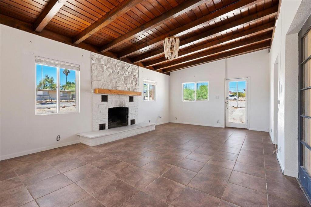 5975 Lupine Avenue Property Photo 9