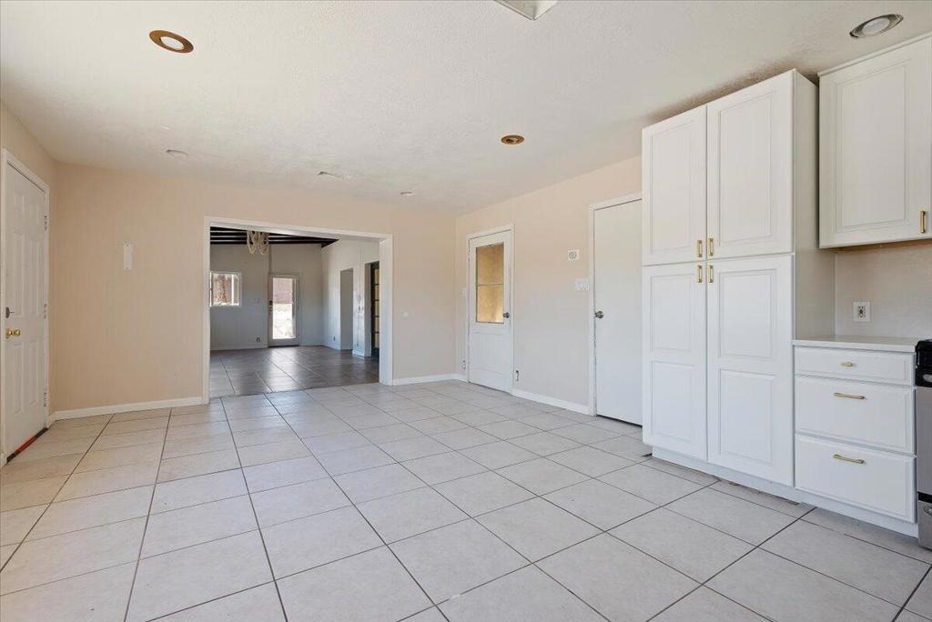 5975 Lupine Avenue Property Photo 13
