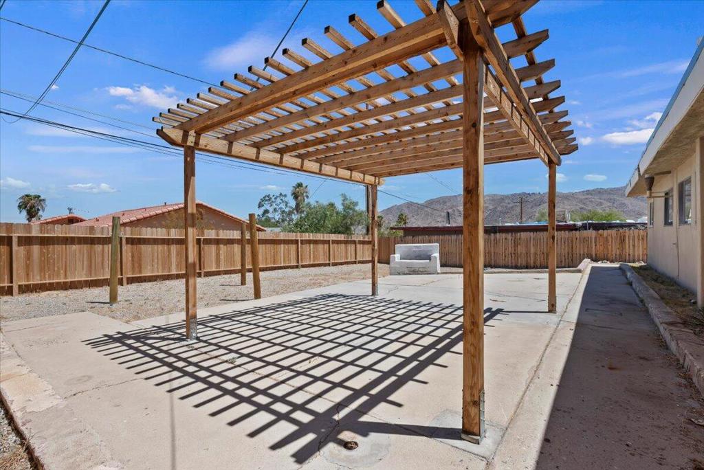 5975 Lupine Avenue Property Photo 28