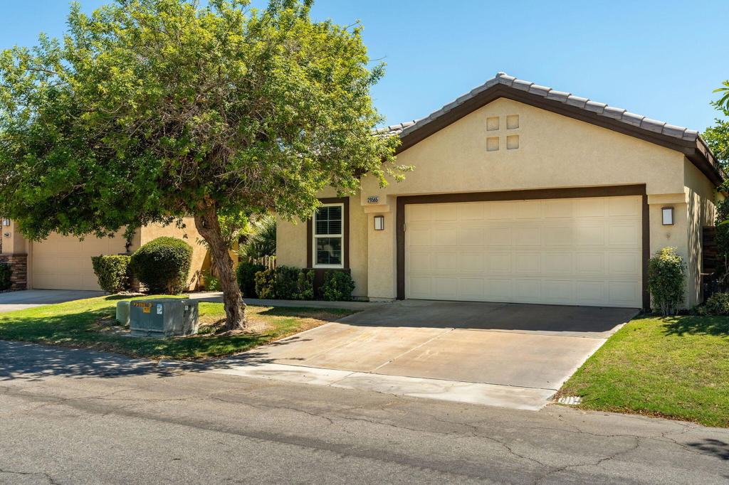 29565 W Trancas Drive Property Photo 4