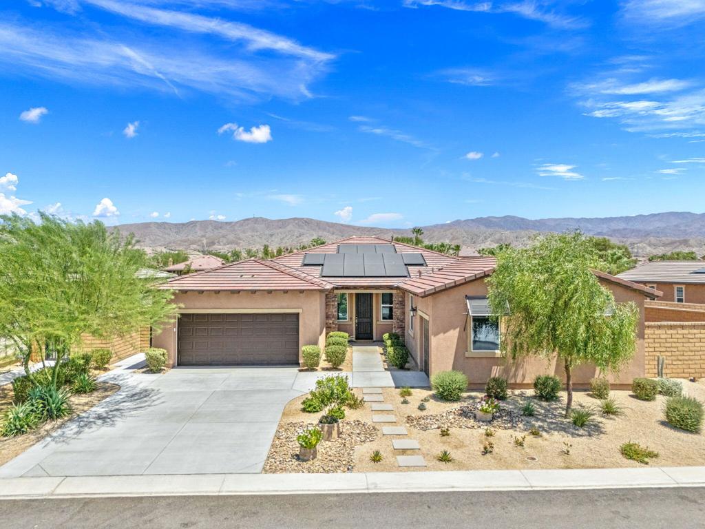 82144 Paradiso Drive Property Photo 1