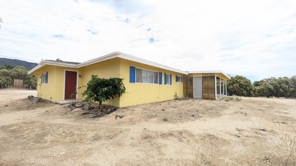 56471 Lubo Trail Property Photo 5