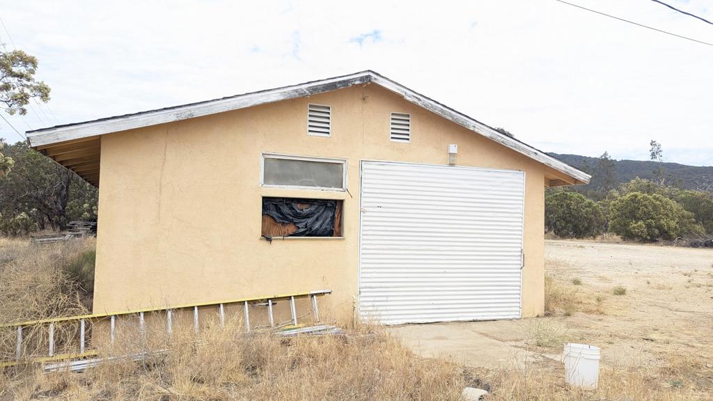 56471 Lubo Trail Property Photo 36