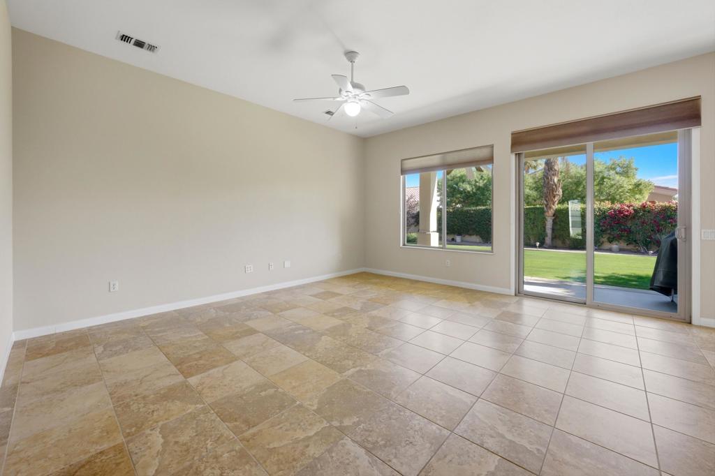 40152 Calle Loma Entrada Property Photo 10