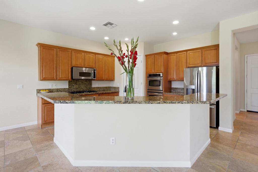 40152 Calle Loma Entrada Property Photo 13