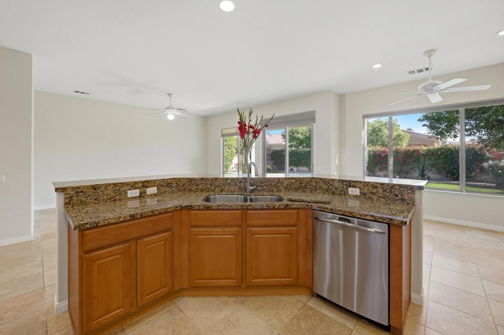 40152 Calle Loma Entrada Property Photo 16