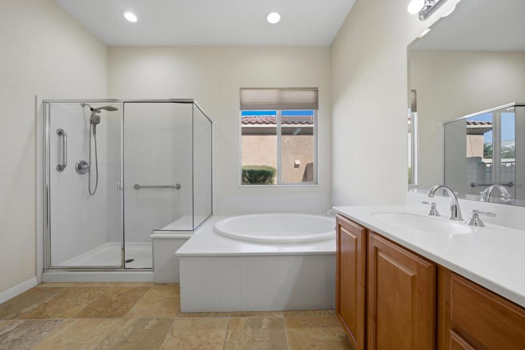 40152 Calle Loma Entrada Property Photo 25
