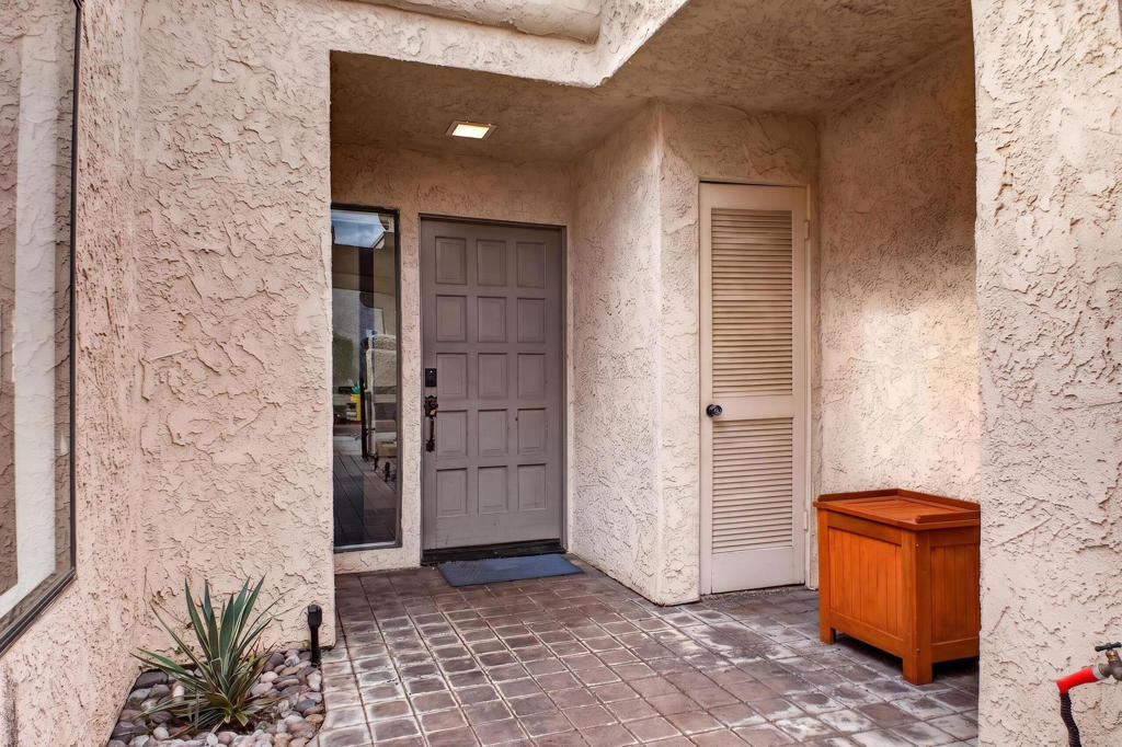 73472 Shadow Mountain Drive Property Photo 6