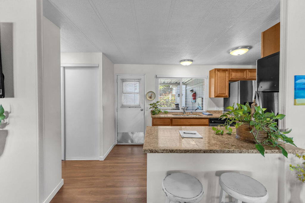 1251 Via Benicia Property Photo 21
