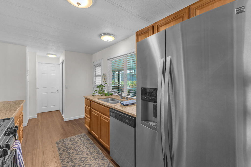 1251 Via Benicia Property Photo 26