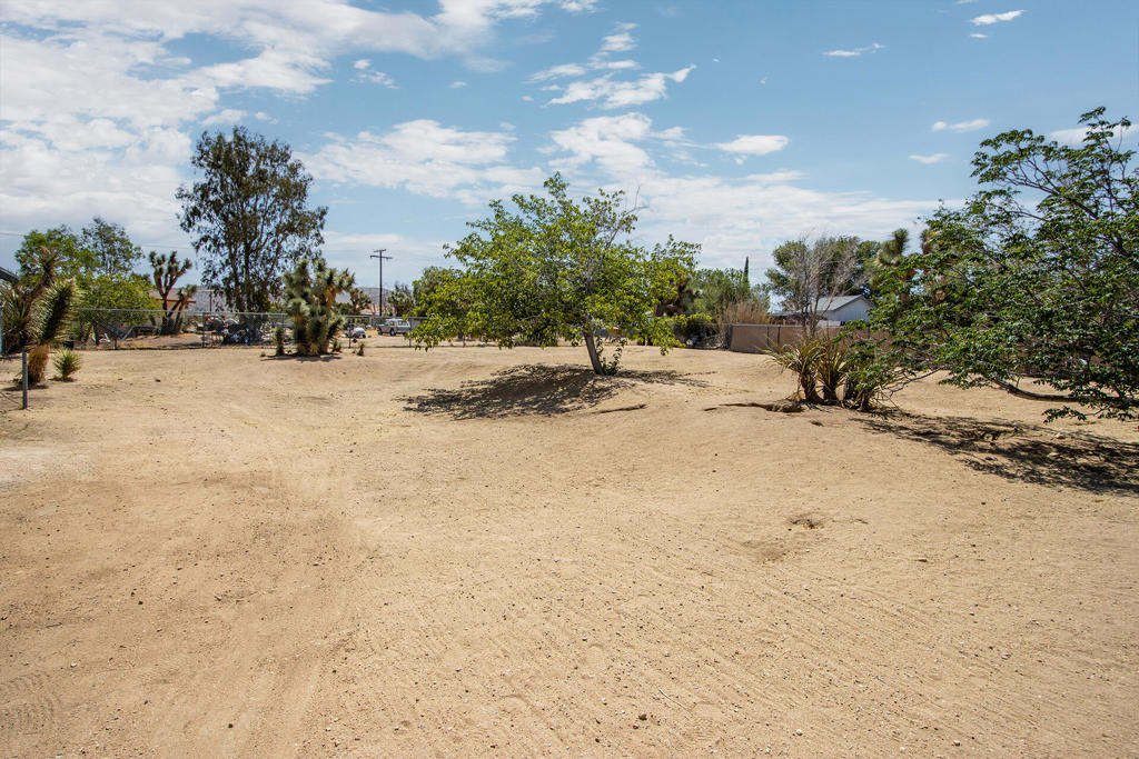 58391 Carlyle Drive Property Photo 35