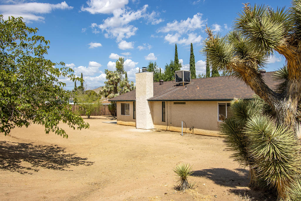 58391 Carlyle Drive Property Photo 40