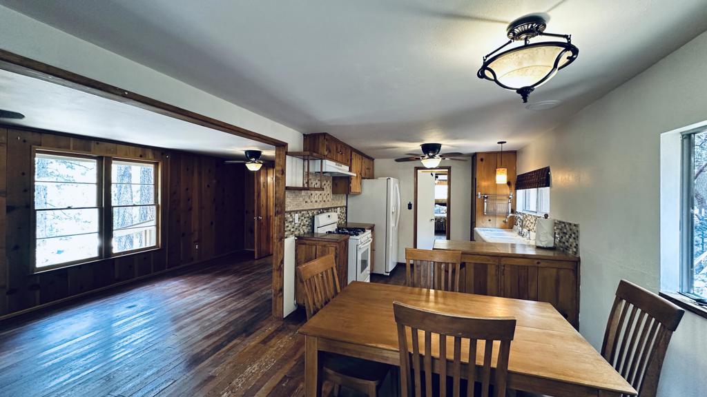 52955 Fern Land Drive Property Photo 5