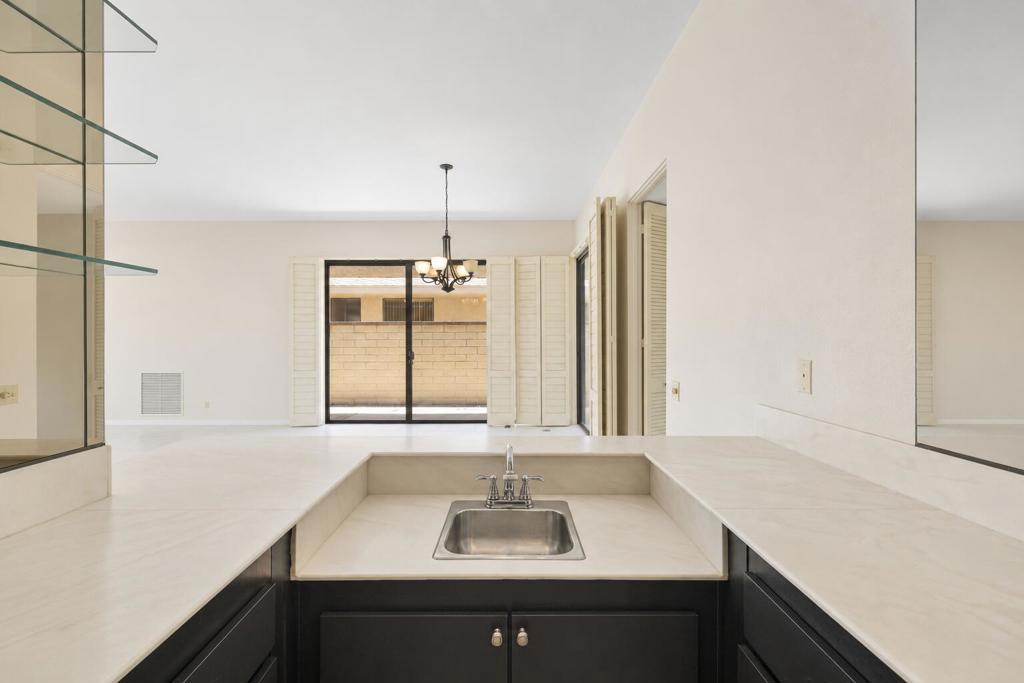 11 Dartmouth Drive Property Photo 11