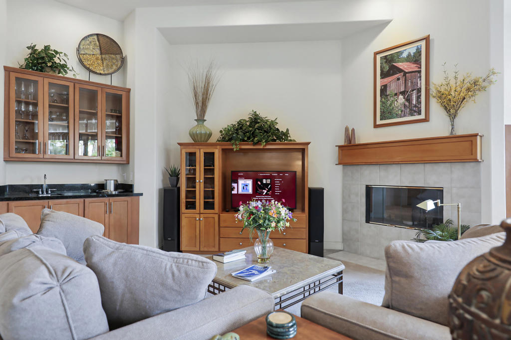 51350 Via Sorrento Property Photo 7