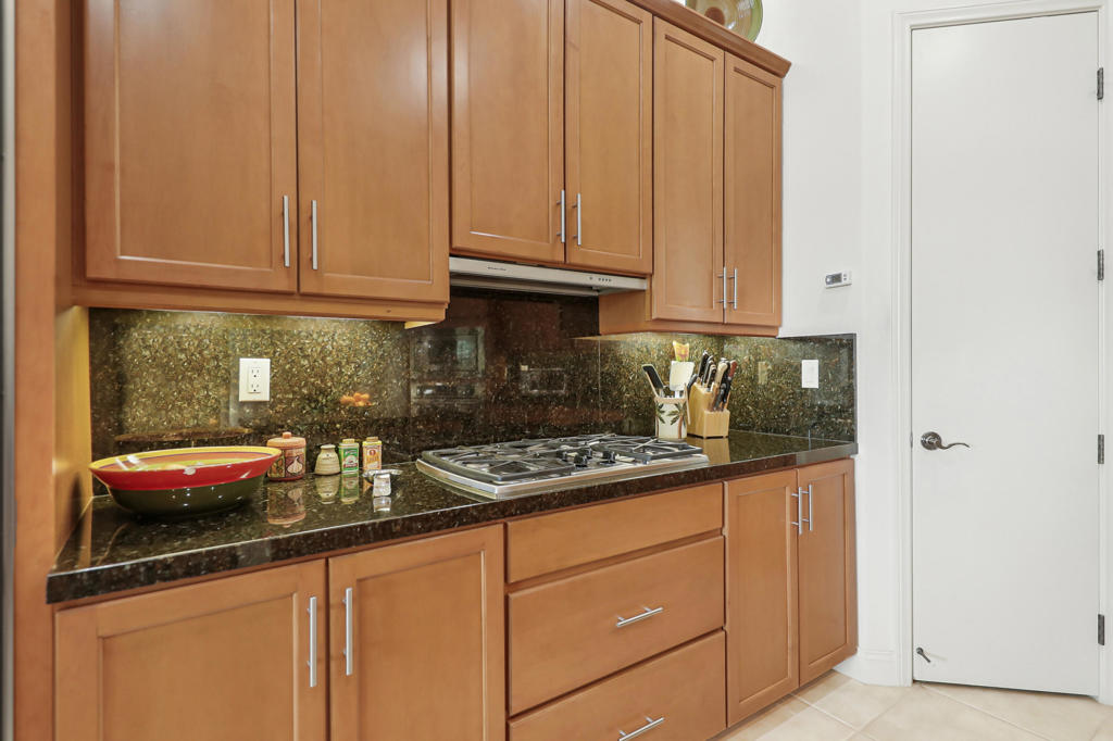 51350 Via Sorrento Property Photo 14