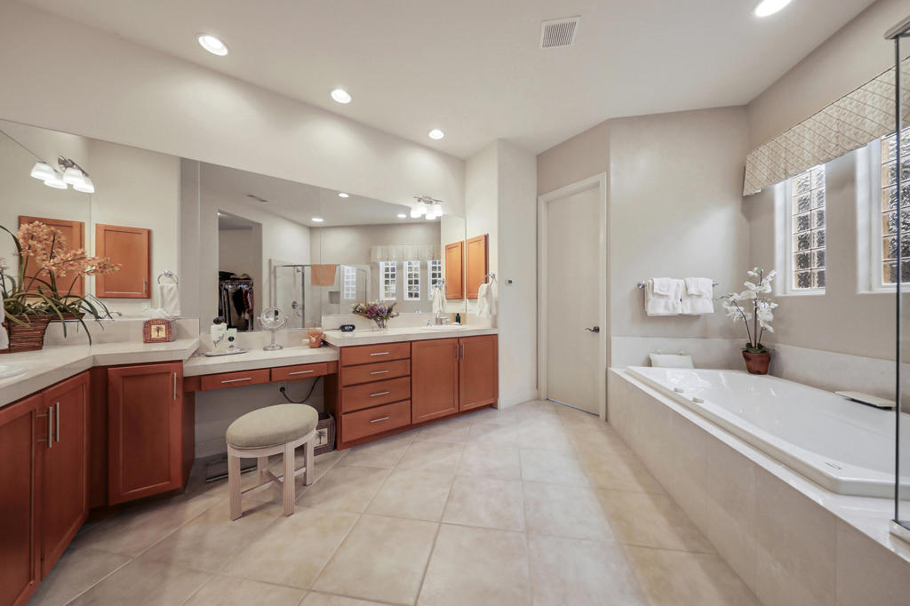 51350 Via Sorrento Property Photo 20