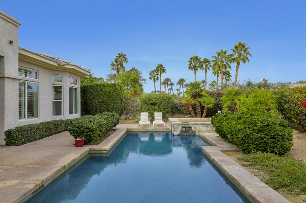 51350 Via Sorrento Property Photo 39